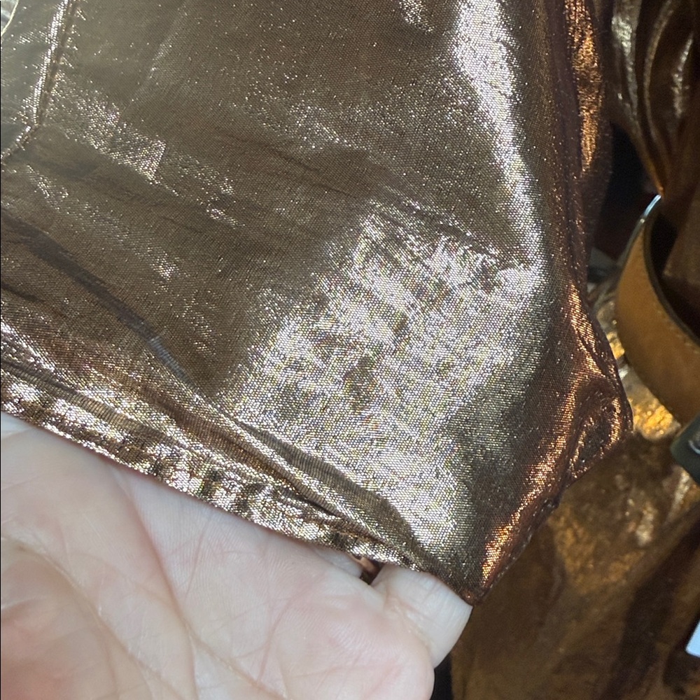 Sprouts Vintage Shiny Metallic Gold Blouse Size Medium But Fits Up To XL - Picture 5 of 5